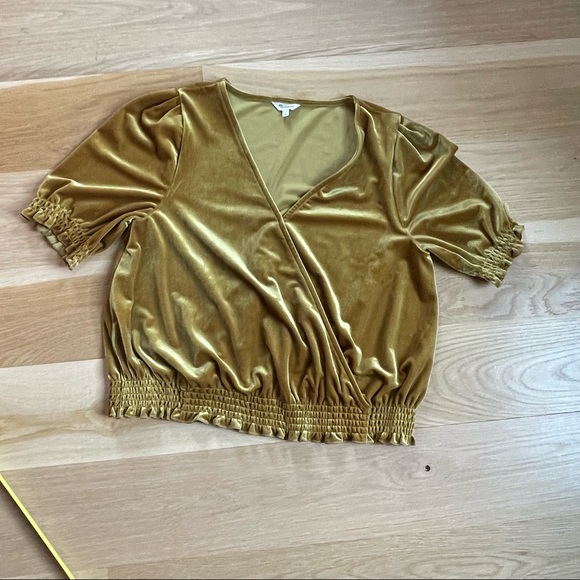MADEWELL Velvet Smocked Crossover Top NWOT - Picture 5 of 10